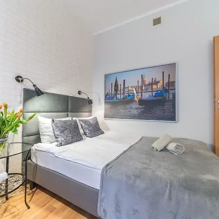 Przytulne Z Balkonem, 150m Od Dworca Główny Apartamento *