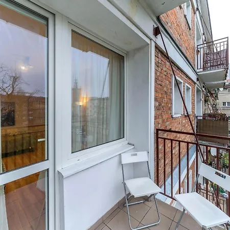 Z Balkonem, 150m Od Dworca Glowny Apartman