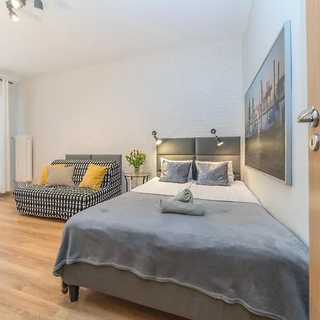 Przytulne Z Balkonem, 150m Od Dworca Główny *